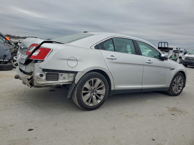 Photo 3 from auction – 2010 FORD TAURUS LIM with VIN 1FAHP2FW4AG100719
