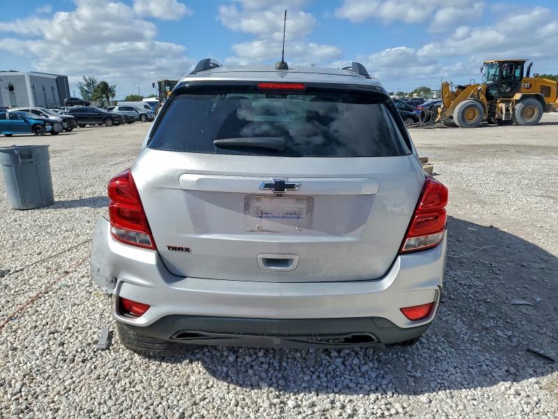 Photo 6 from auction – 2019 CHEVROLET TRAX 1LT with VIN 3GNCJLSB2KL148528