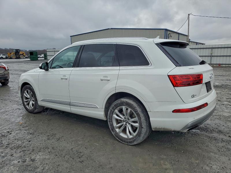Photo 2 from auction – 2017 AUDI Q7 PREMIUM with VIN WA1AAAF7XHD028270
