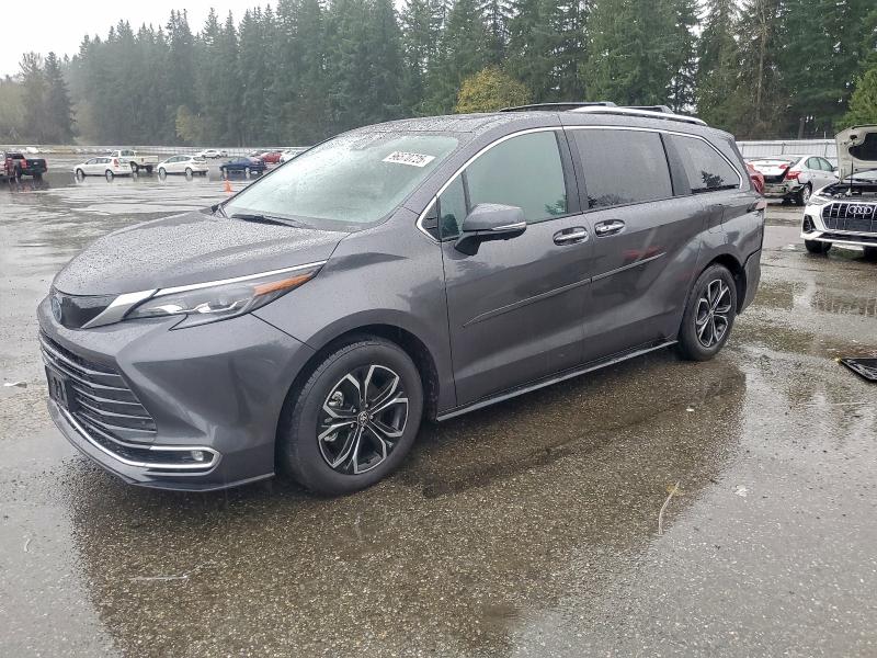 Photo 1 from auction – 2025 TOYOTA SIENNA LIM with VIN 5TDESKFC2SS225288