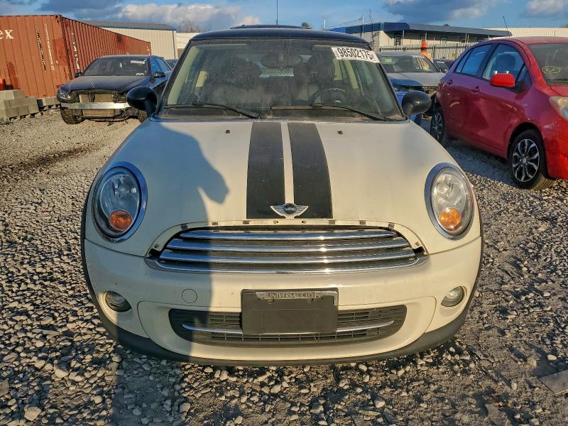 Photo 5 from auction – 2013 MINI COOPER with VIN WMWSU3C58DT689227