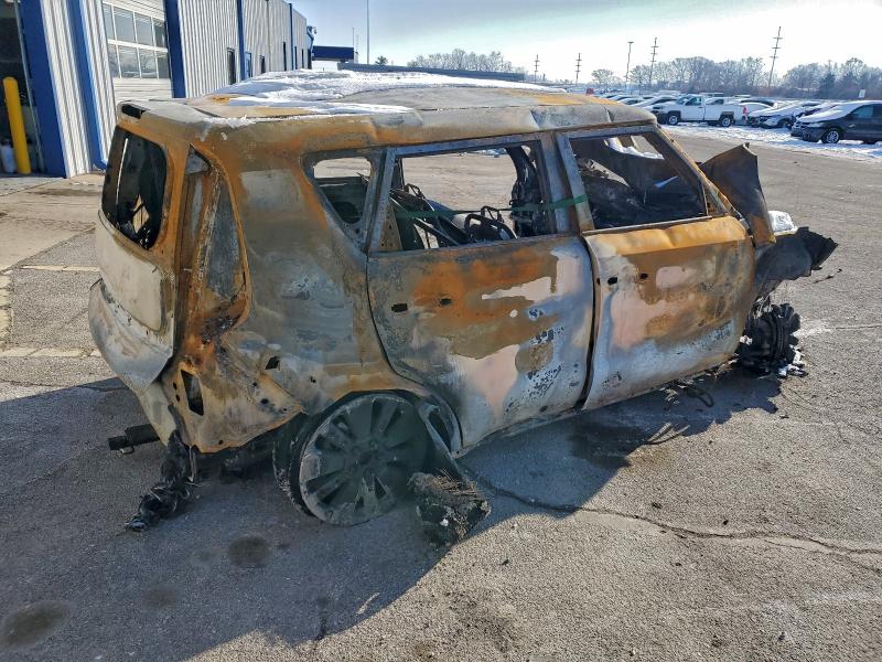 Photo 3 from auction – 2019 KIA SOUL with VIN KNDJP3A58K7669882