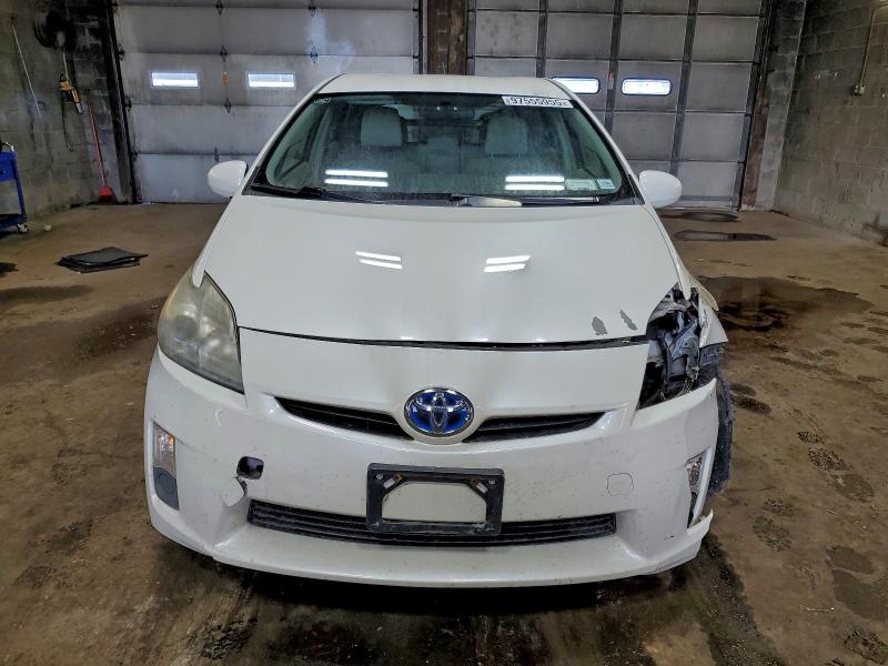 Photo 5 from auction – 2011 TOYOTA PRIUS with VIN JTDKN3DU5B5366356