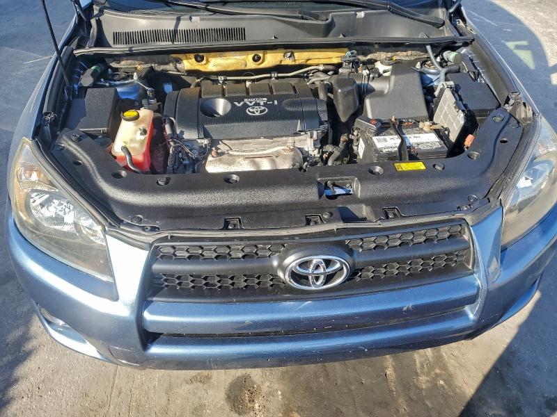Photo 12 from auction – 2011 TOYOTA RAV4 with VIN JTMBF4DV1B5040761