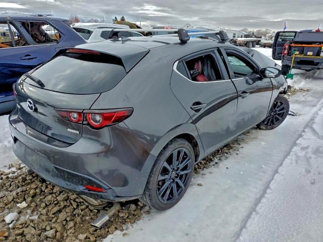 Photo 3 from auction – 2022 MAZDA 3 PREMIUM with VIN JM1BPAML5N1512210