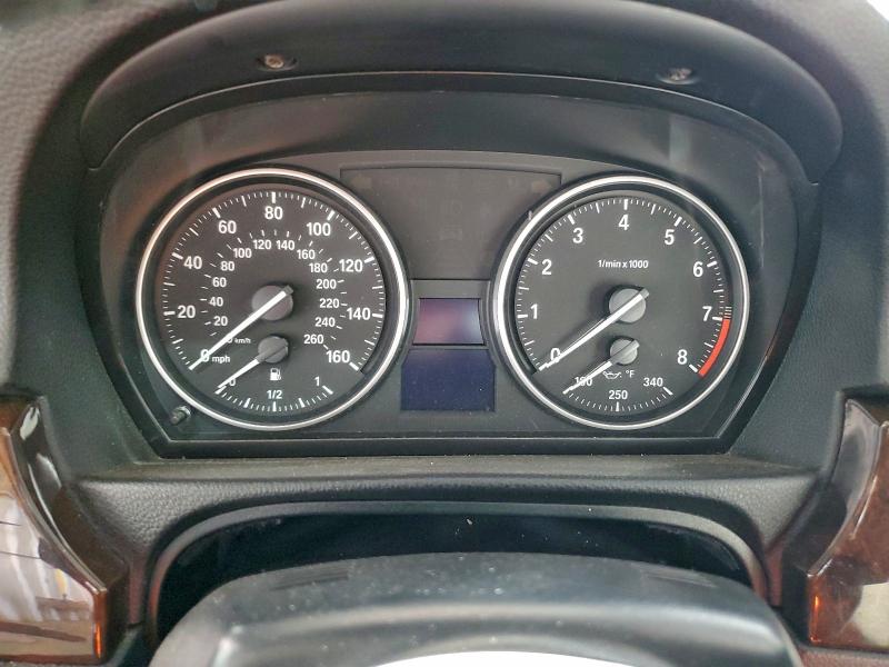 Photo 9 from auction – 2012 BMW 328 I with VIN WBADW3C52CE822666