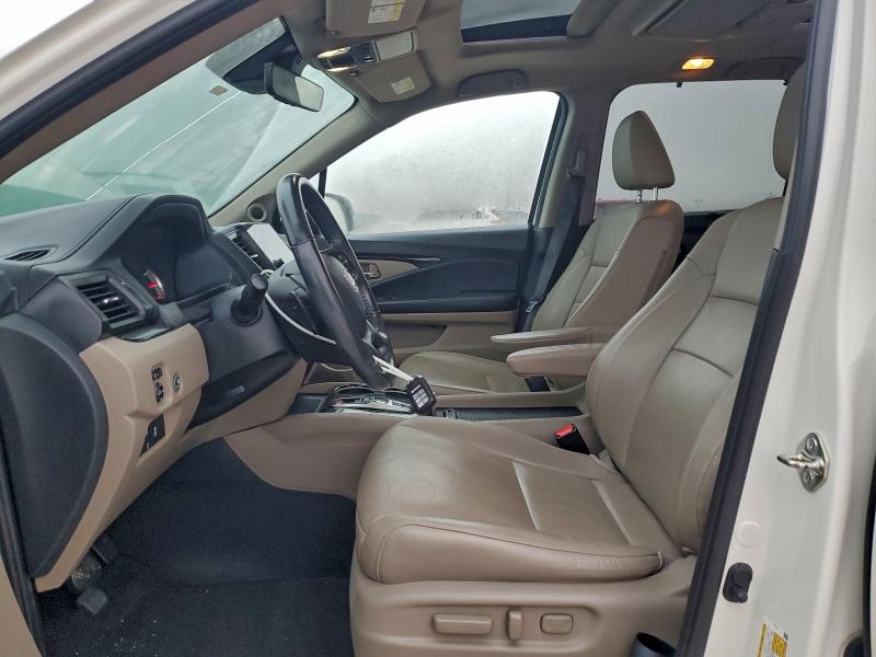 Photo 7 from auction – 2019 HONDA PILOT ELIT with VIN 5FNYF6H02KB036642