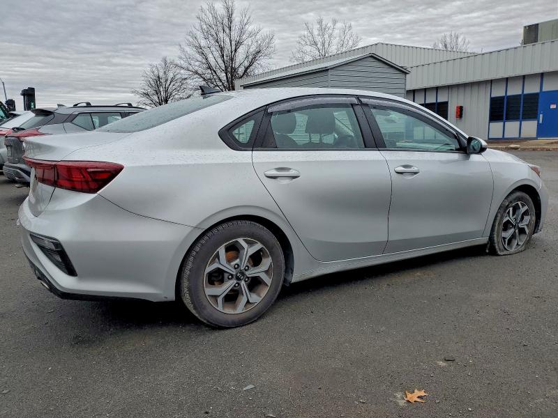 Photo 3 from auction – 2020 KIA FORTE FE with VIN 3KPF24AD9LE252712