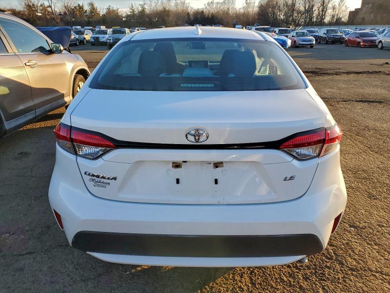 Photo 6 from auction – 2021 TOYOTA COROLLA LE with VIN 5YFVPMAE3MP199575