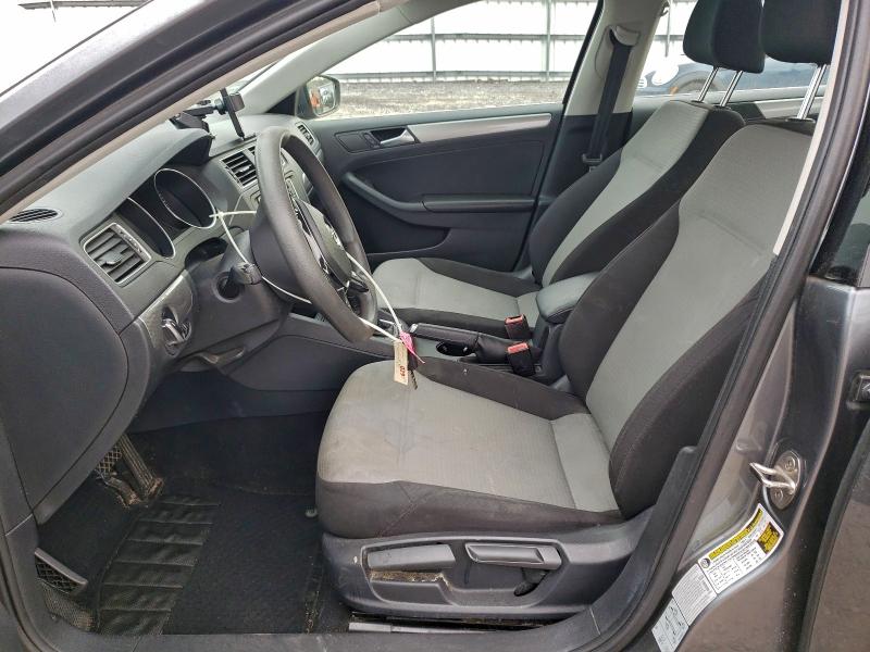 Photo 7 from auction – 2017 VOLKSWAGEN JETTA S with VIN 3VW2B7AJ2HM292372