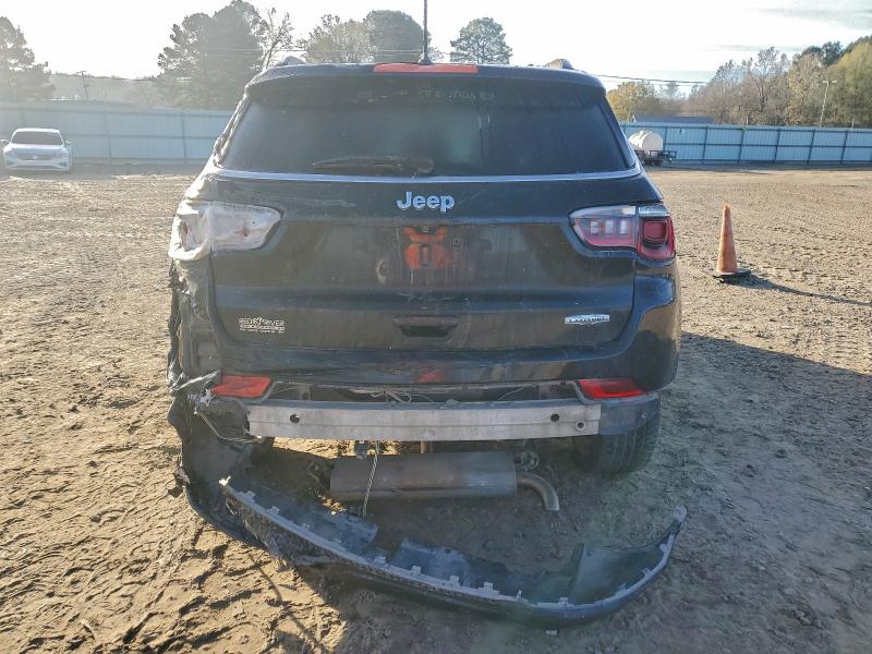 Photo 6 from auction – 2018 JEEP COMPASS with VIN 3C4NJCBB6JT309060