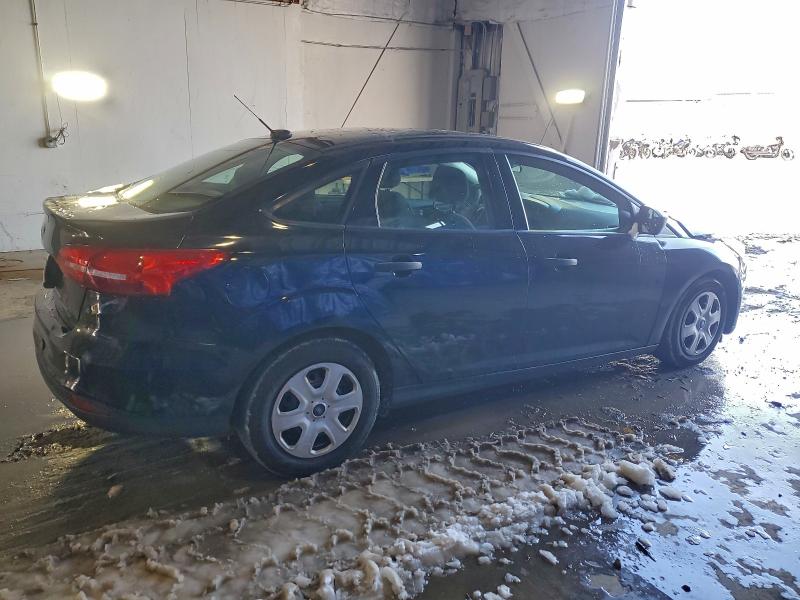 Photo 3 from auction – 2017 FORD FOCUS S with VIN 1FADP3E2XHL203700