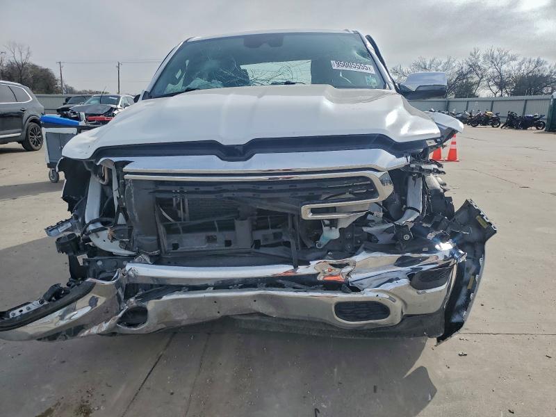 Photo 5 from auction – 2024 RAM 1500 LARAM with VIN 1C6RREJTXRN219834