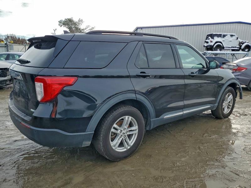 Photo 3 from auction – 2020 FORD EXPLORER X with VIN 1FMSK8DH0LGC02412