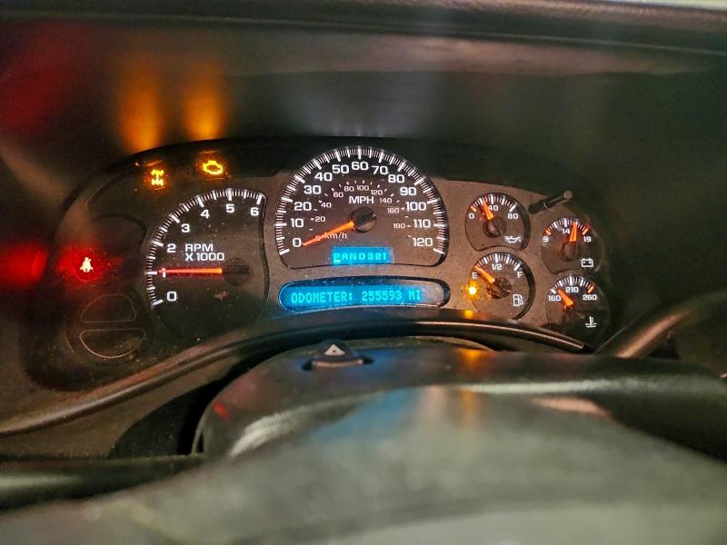 Photo 9 from auction – 2003 CHEVROLET SILVERADO with VIN 1GCEK14T03E380975