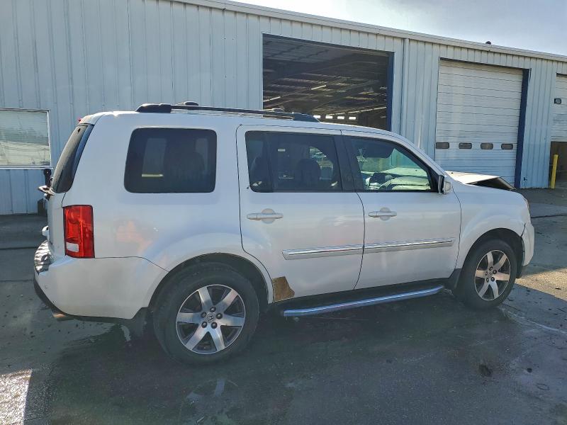 Photo 3 from auction – 2012 HONDA PILOT TOUR with VIN 5FNYF3H95CB029067