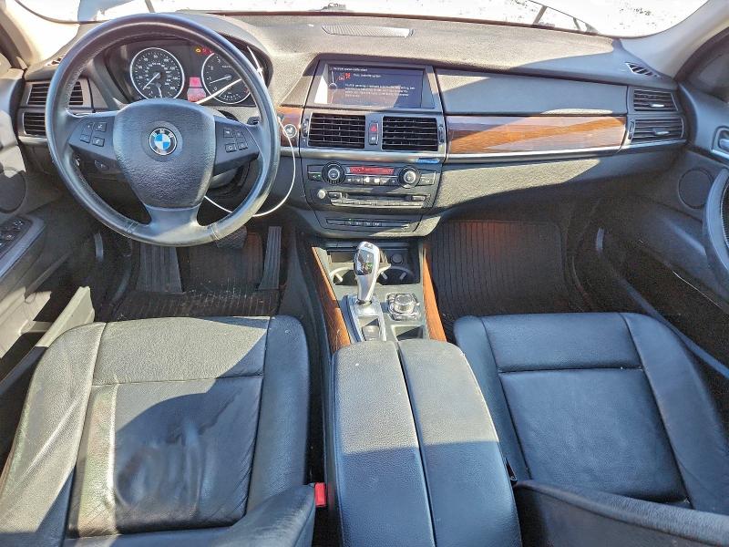 Photo 8 from auction – 2010 BMW X5 XDRIVE3 with VIN 5UXFE4C55AL278742