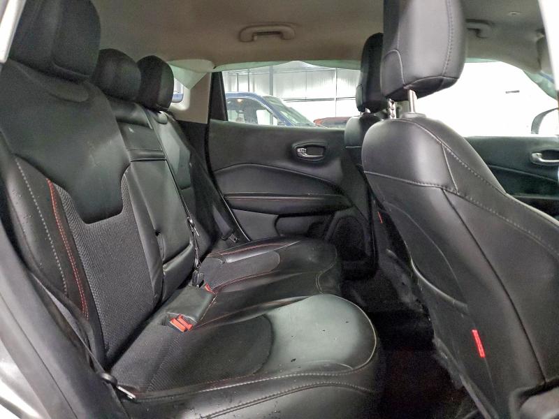 Photo 11 from auction – 2019 JEEP COMPASS TR with VIN 3C4NJDDB9KT849068