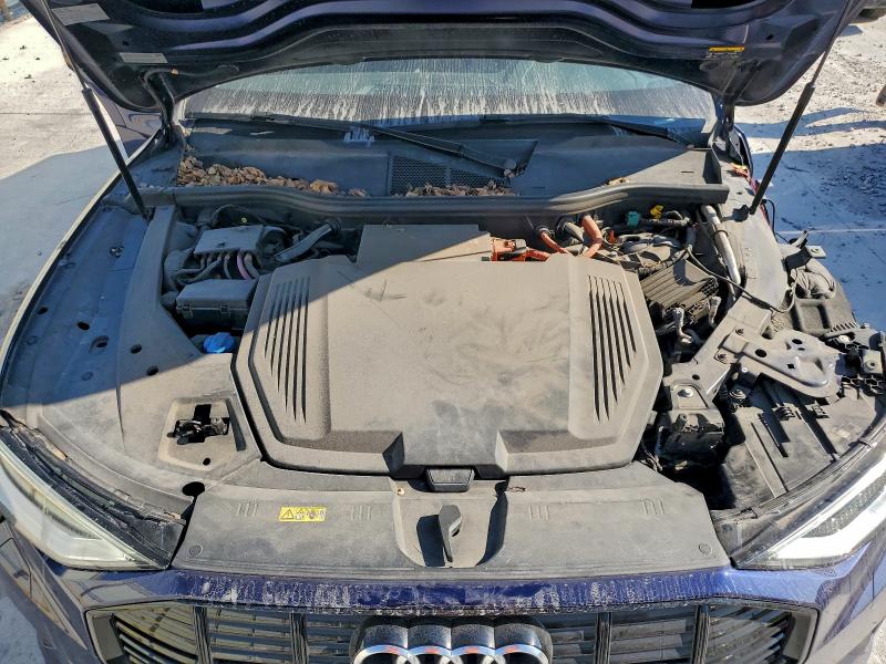 Photo 12 from auction – 2021 AUDI E-TRON PRE with VIN WA1AAAGE4MB024265