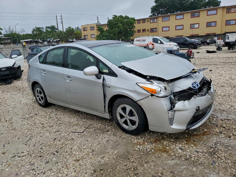 Photo 4 from auction – 2015 TOYOTA PRIUS with VIN JTDKN3DU3F0402550