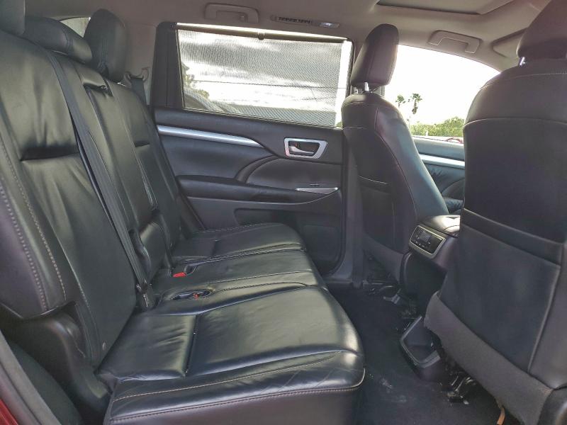 Photo 11 from auction – 2015 TOYOTA HIGHLANDER with VIN 5TDJKRFH9FS111233