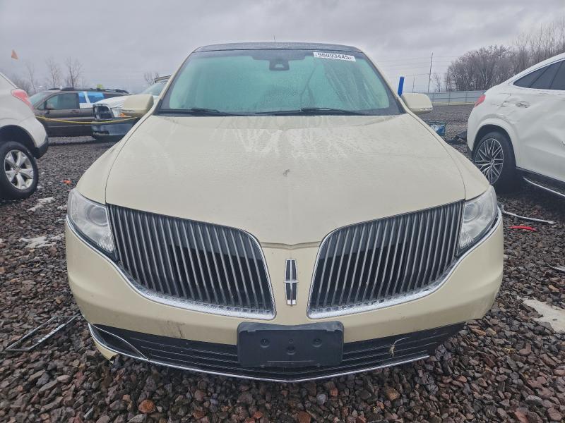 Photo 5 from auction – 2015 LINCOLN MKT with VIN 2LMHJ5FK3FBL03058