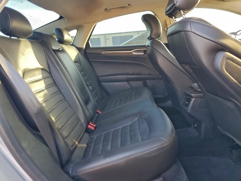 Photo 10 from auction – 2016 FORD FUSION SE with VIN 3FA6P0HD2GR365566