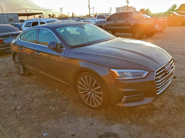 Photo 4 from auction – 2018 AUDI A5 PREMIUM with VIN WAUBNCF51JA074888