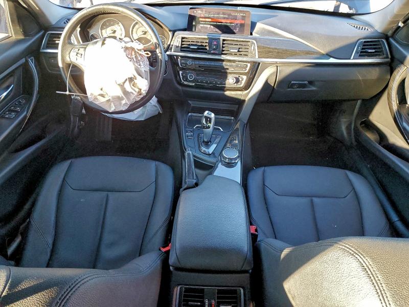 Photo 8 from auction – 2018 BMW 320 I XDRI with VIN WBA8E5G50JNU46900