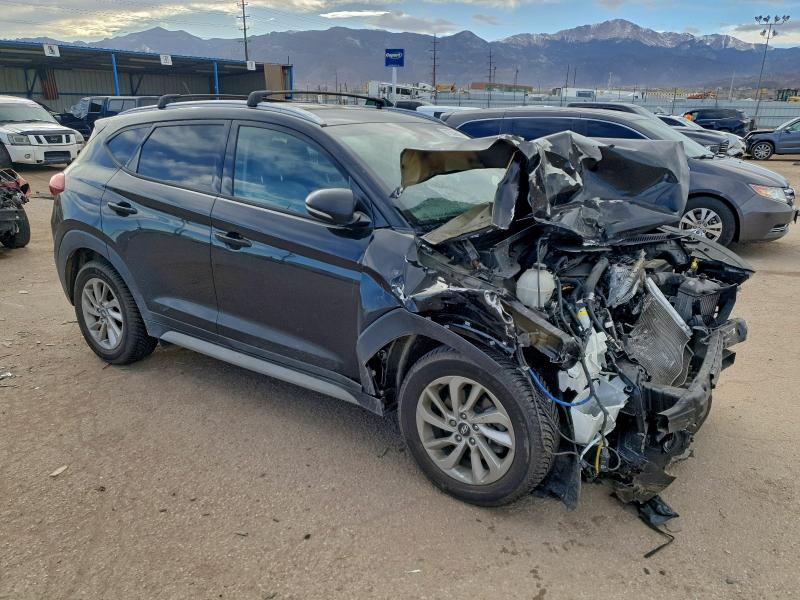 Photo 4 from auction – 2017 HYUNDAI TUCSON with VIN KM8J33A23HU460718