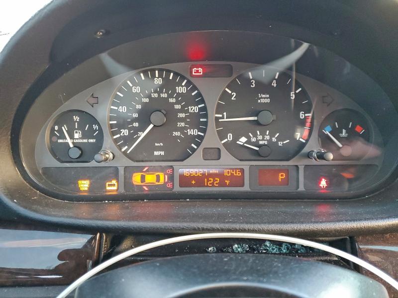 Photo 9 from auction – 2003 BMW 325 I with VIN WBAEV334X3KL79666