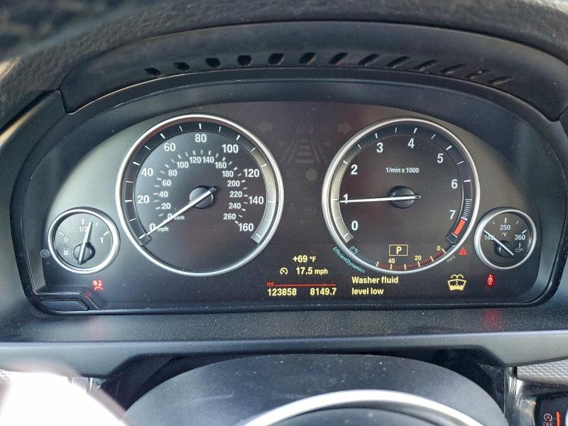 Photo 9 from auction – 2016 BMW X5 XDRIVE3 with VIN 5UXKR0C58G0U48341