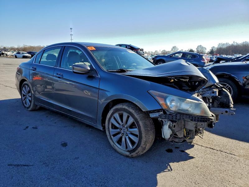 Photo 4 from auction – 2011 HONDA ACCORD EXL with VIN 1HGCP2F82BA065593