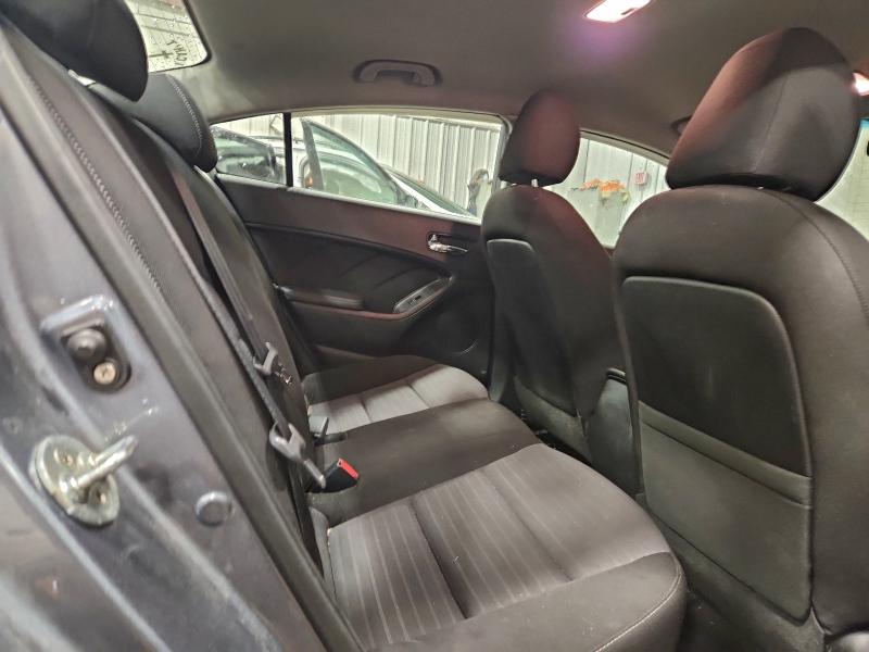 Photo 10 from auction – 2017 KIA FORTE LX with VIN 3KPFL4A73HE006639