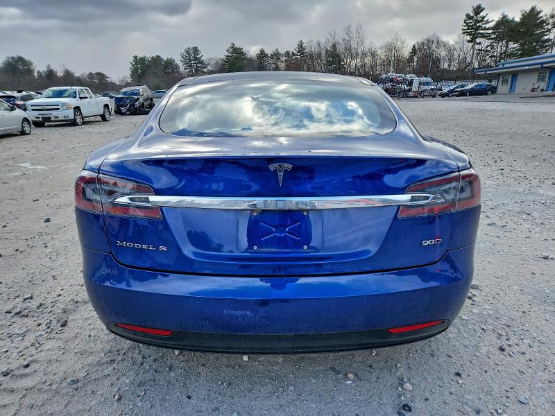 Photo 6 from auction – 2016 TESLA MODEL S with VIN 5YJSA1E26GF144265