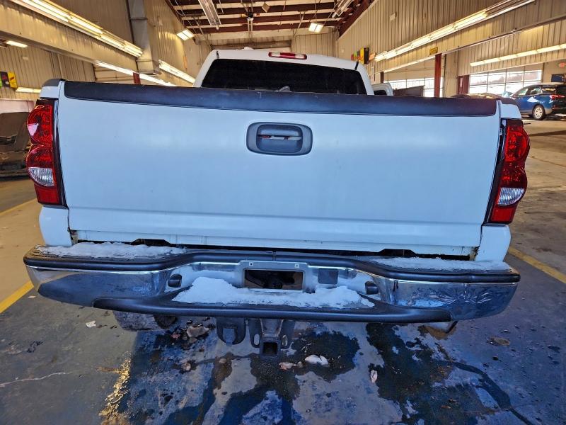 Photo 6 from auction – 2004 CHEVROLET SILVERADO with VIN 1GCHK23U54F178111