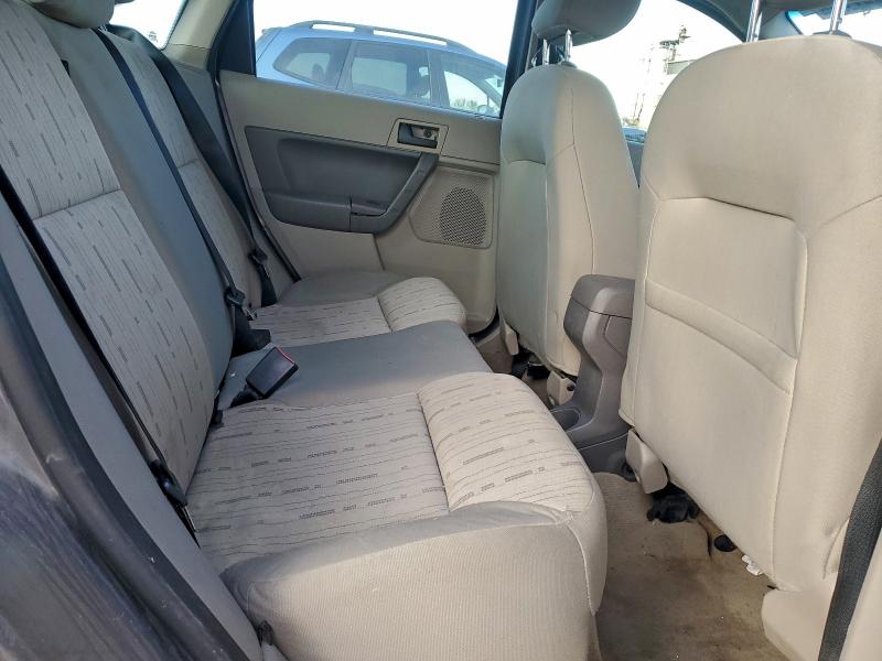 Photo 10 from auction – 2011 FORD FOCUS SE with VIN 1FAHP3FN4BW148323