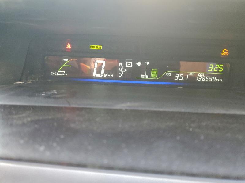 Photo 9 from auction – 2013 TOYOTA PRIUS V with VIN JTDZN3EUXD3245043