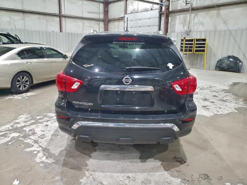 Photo 6 from auction – 2017 NISSAN PATHFINDER with VIN 5N1DR2MN5HC683506