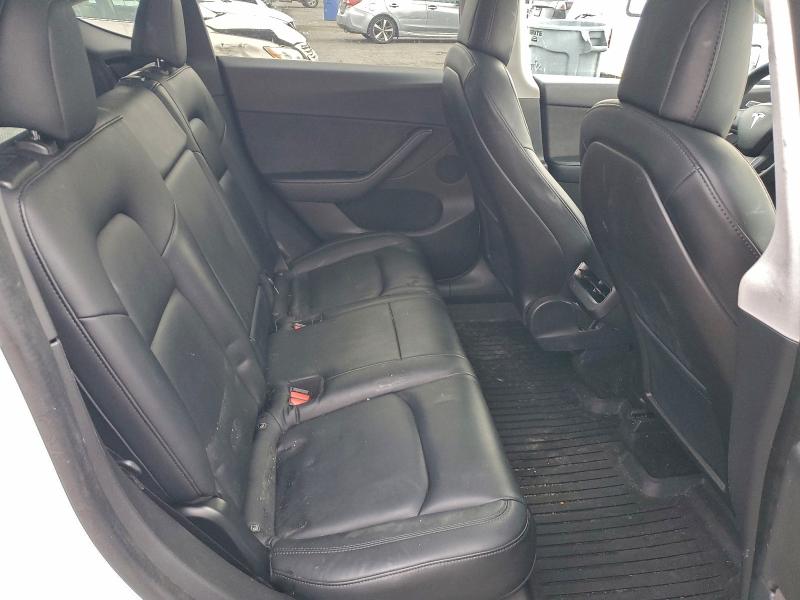 Photo 10 from auction – 2020 TESLA MODEL Y with VIN 5YJYGDEE1LF021049