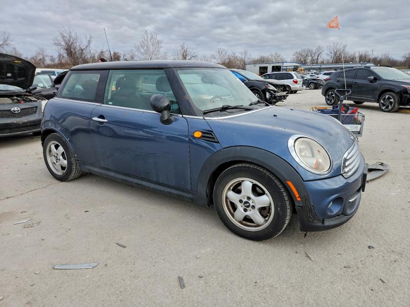 Photo 4 from auction – 2011 MINI COOPER with VIN WMWSU3C52BT093172