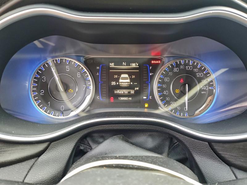 Photo 9 from auction – 2015 CHRYSLER 200 LIMITE with VIN 1C3CCCAB5FN709240