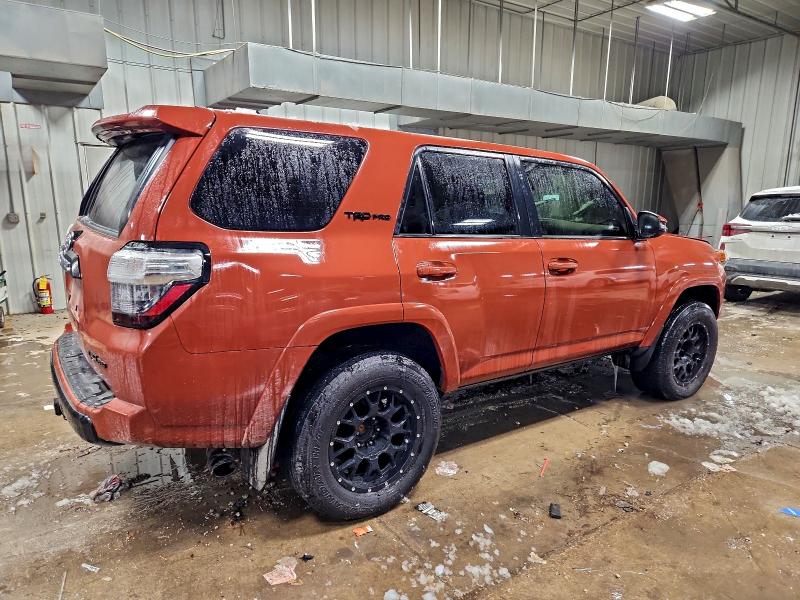 Photo 3 from auction – 2024 TOYOTA 4RUNNER SR with VIN JTELU5JR4R6261925