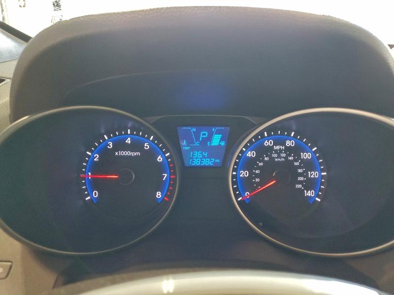 Photo 9 from auction – 2011 HYUNDAI TUCSON GLS with VIN KM8JUCAC8BU186509
