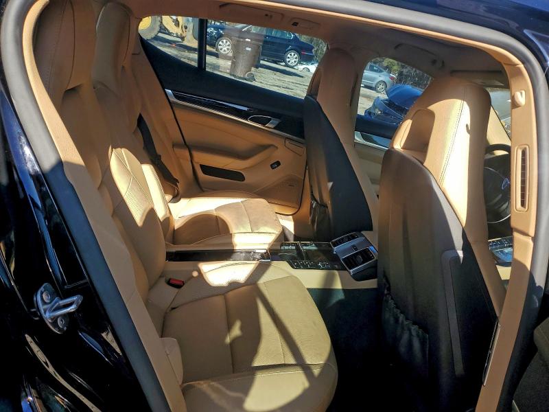 Photo 10 from auction – 2016 PORSCHE PANAMERA 2 with VIN WP0AA2A78GL006159