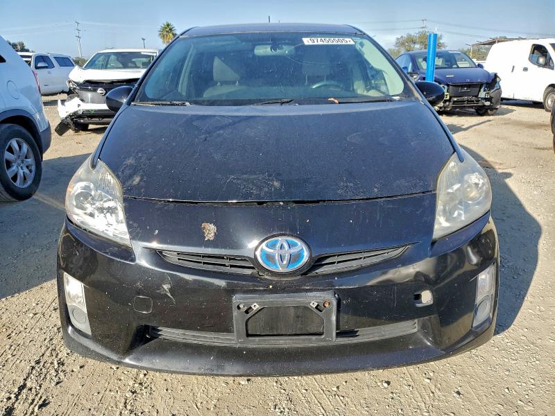 Photo 5 from auction – 2013 TOYOTA PRIUS with VIN JTDKN3DU8B1384793