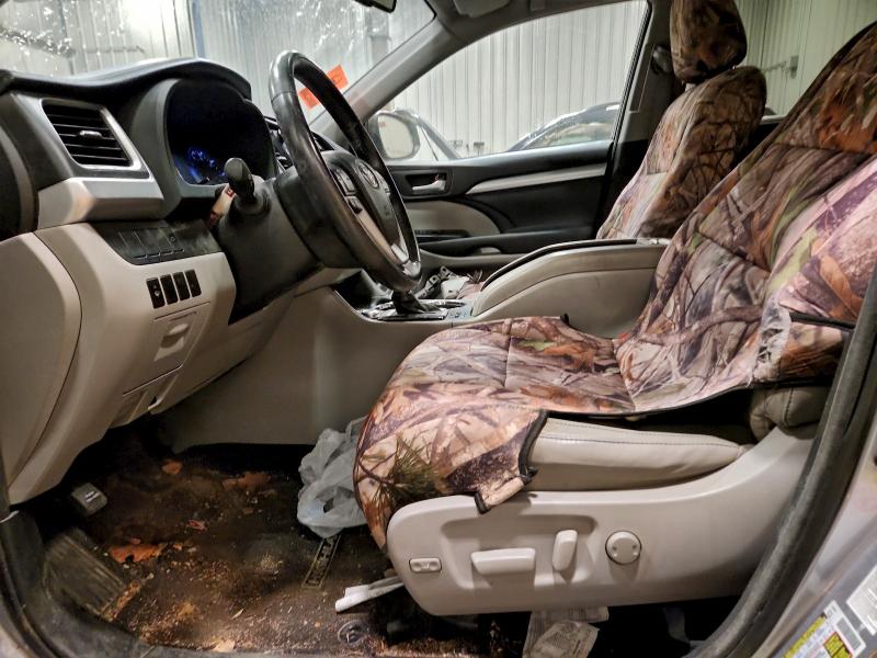 Photo 7 from auction – 2015 TOYOTA HIGHLANDER with VIN 5TDJKRFH0FS095648