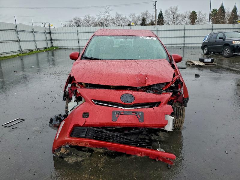 Photo 5 from auction – 2012 TOYOTA PRIUS V with VIN JTDZN3EU4C3078791