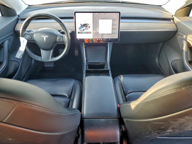 Photo 8 from auction – 2018 TESLA MODEL 3 with VIN 5YJ3E1EA7JF060740