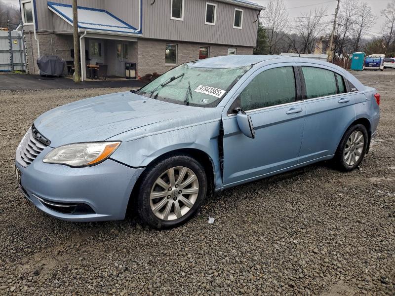 CHRYSLER 200 TOURIN 2012 with VIN 1C3CCBBB2CN138746 - Photo from auction